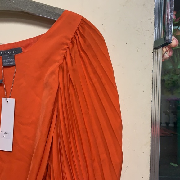 Gracia everything blouse - Picture 3 of 5